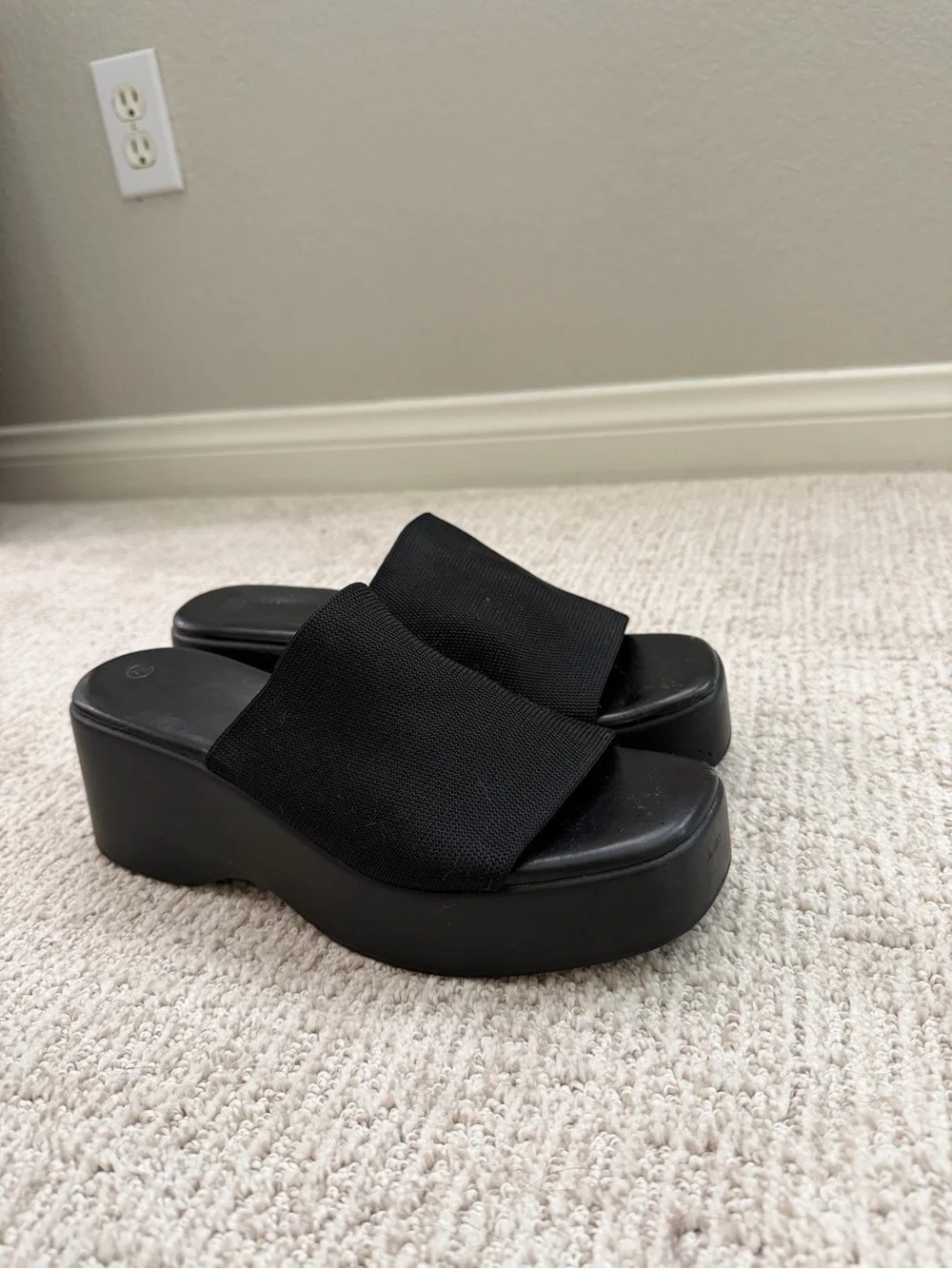 Black Platform Slide Sandals - Women